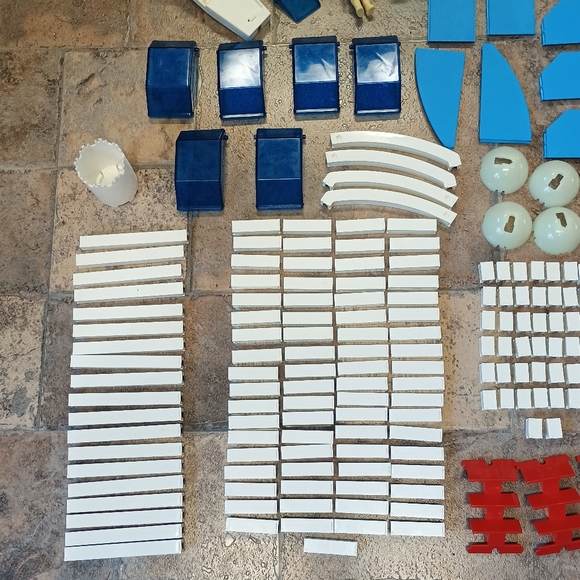 Vintage Construx Lunar Command Station 6460 Fisher Price - Picture 6 of 12